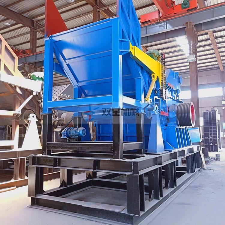 金屬粉碎機廠家關于<a href='http://m.dgrzz.com/case/501.html' target='_blank'><span>錘頭</span></a>及整機結構的優化設計