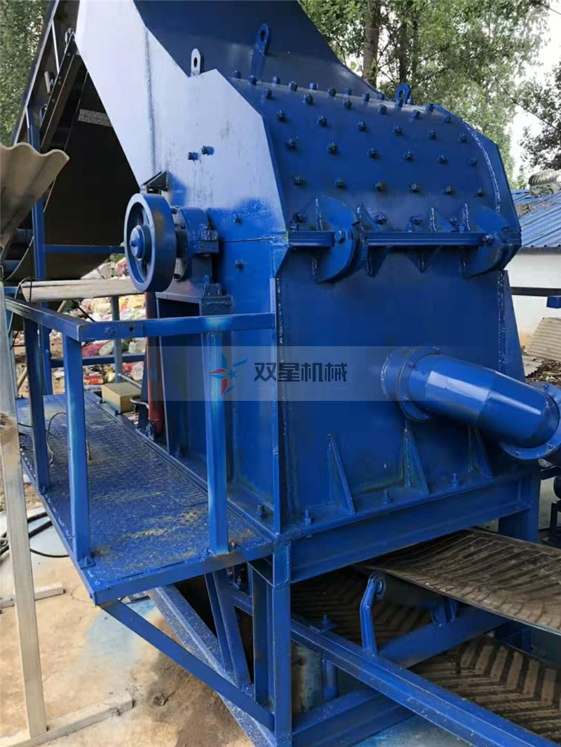 廢鐵粉碎機客戶現場