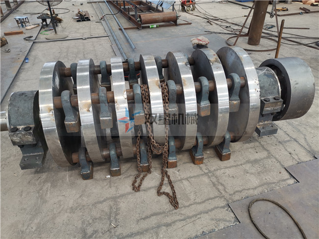 金屬破碎機<a href='http://m.dgrzz.com/case/501.html' target='_blank'><span>錘頭</span></a>