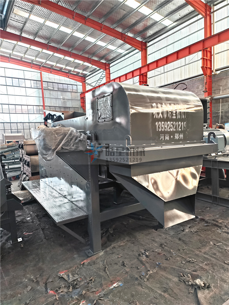 <a href='http://m.dgrzz.com/line/591.html' target='_blank'><span>跳鋁機</span></a>渦電流分選機廢鋁粉碎分選設備生產現場