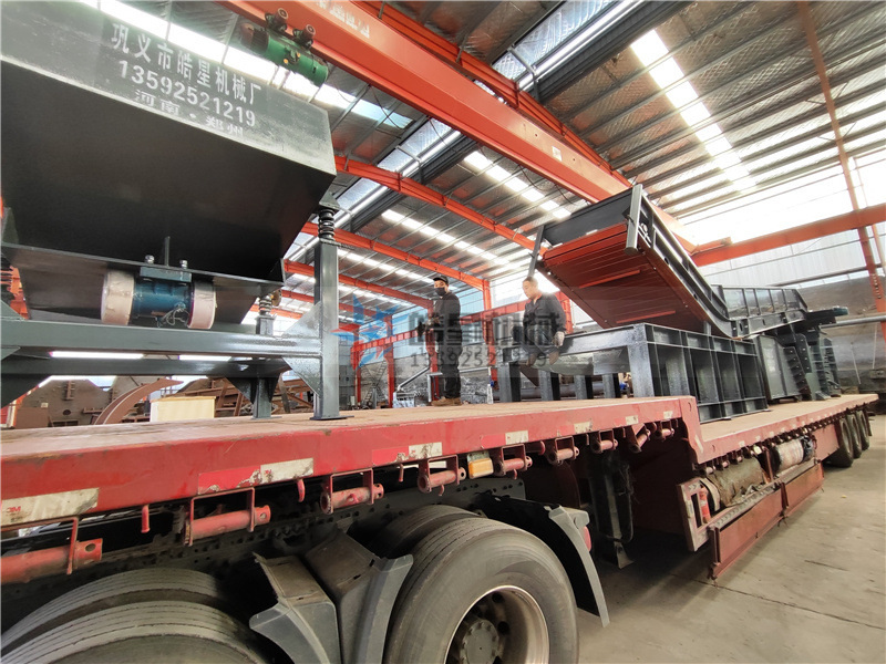 1600型<a href='http://m.dgrzz.com/' target='_blank'><span>金屬粉碎機</span></a>磁力分選機生產線發往云南